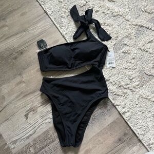 Shade & Shore Black One-Shoulder One Piece Swimsuit NWT Small